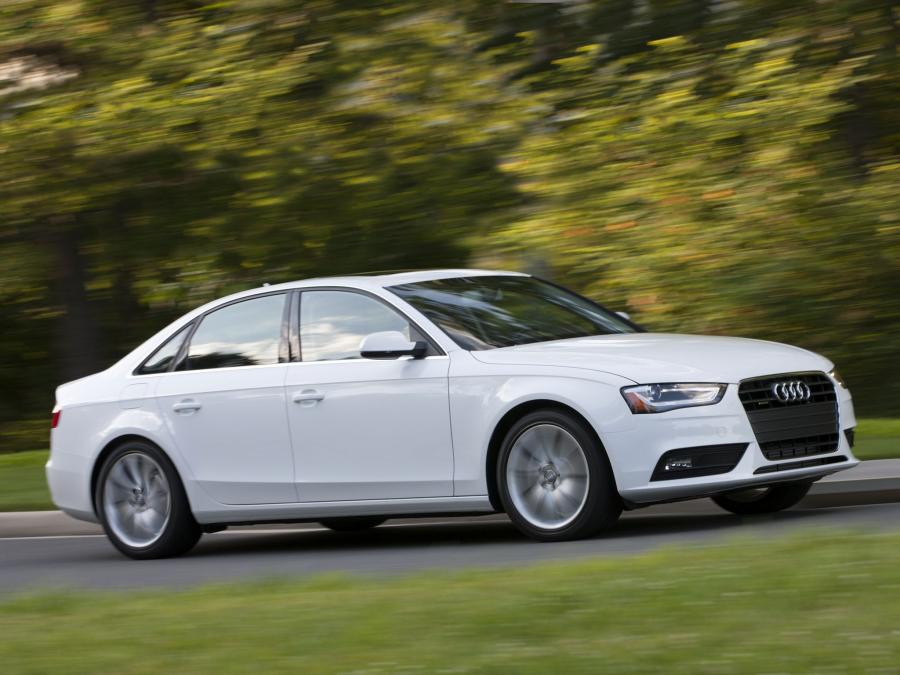  Audi A4 2.0T Quattro Sedan (B8, 8K) 2012 года  (NA) (фото 13 из 14)